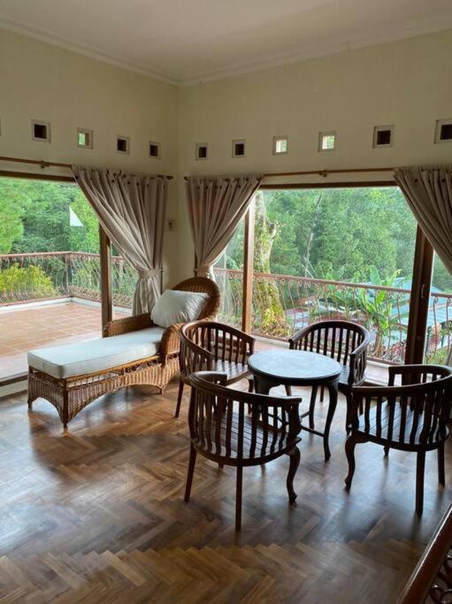 Sejuk Village Villa *